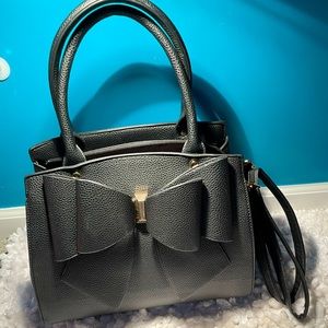 Bow Bag